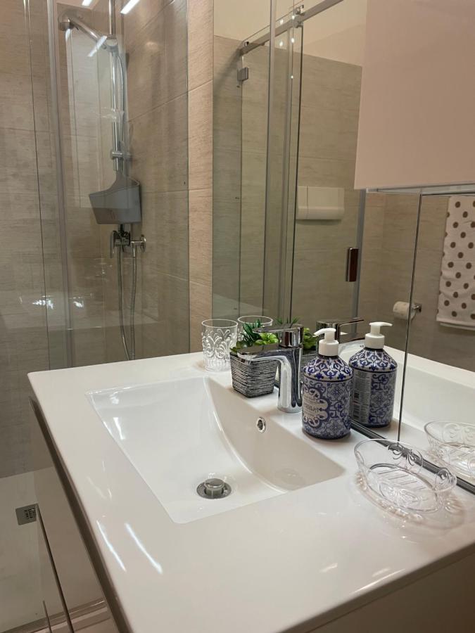 Accademia Family Apartment แบร์กาโม ภายนอก รูปภาพ